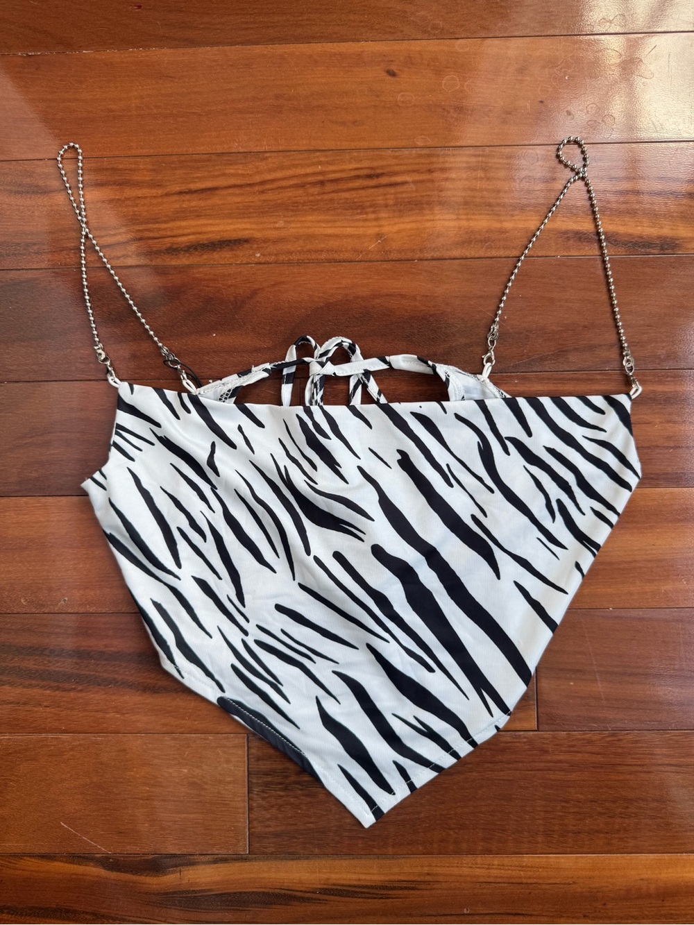 NWT Tie Back Black & White Zebra Crop Triangle Tank Top w/ Chain Straps Zaful